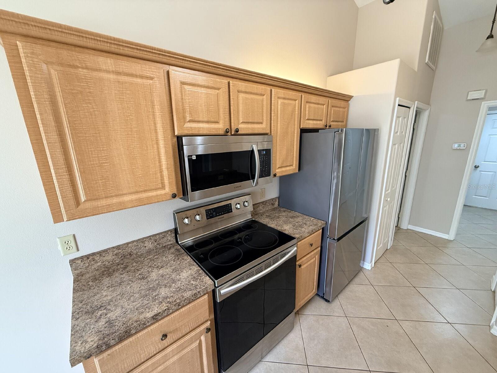 Image 6 of 25 For 2164 Florida Terrace