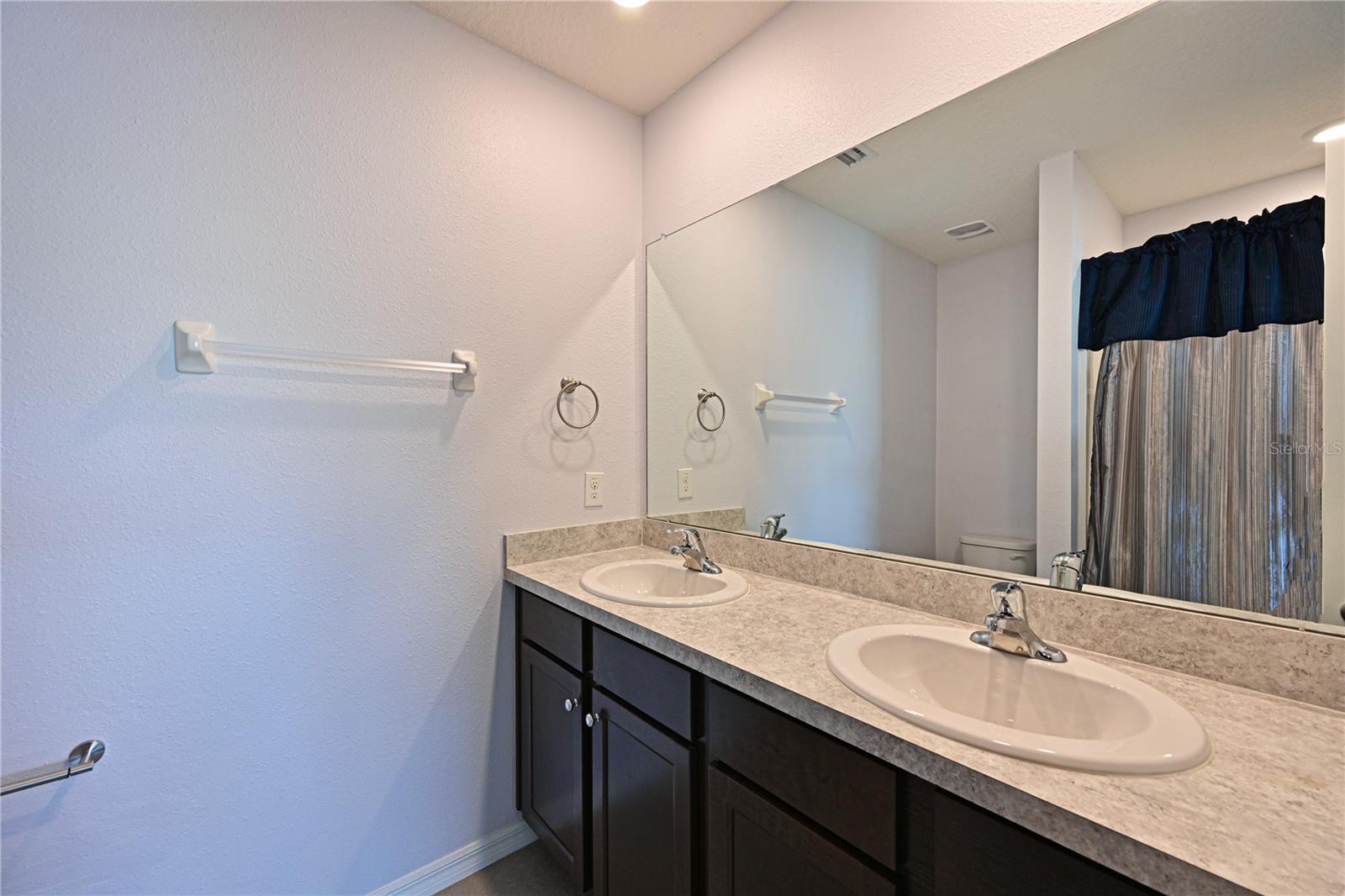 Image 12 of 35 For 4919 Wedgeleaf Way