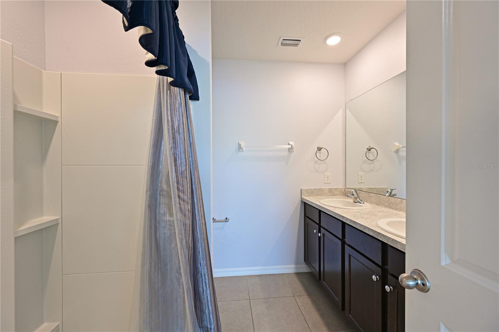 Image 26 of 35 For 4919 Wedgeleaf Way