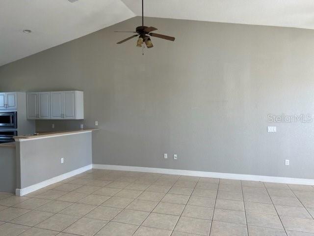 Image 10 of 20 For 226 Boundary Boulevard C