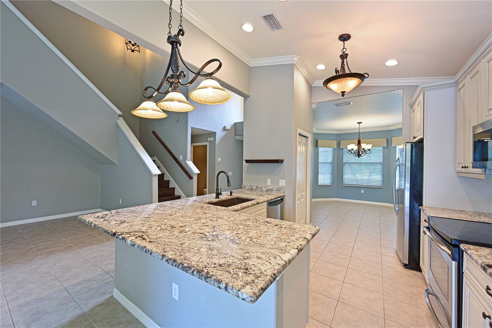 Listing photo id 15 for 210 Winding River Trail