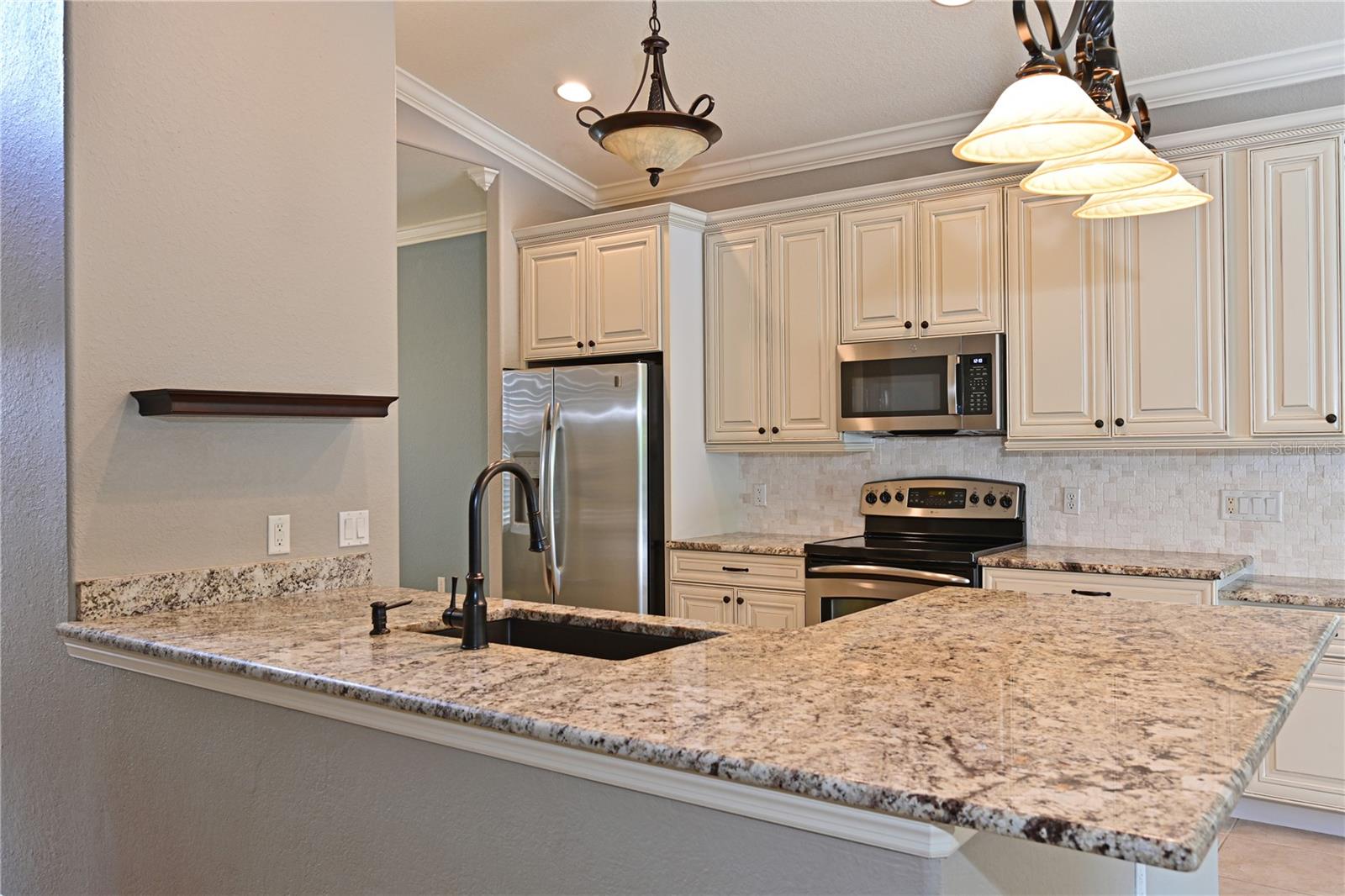 Listing photo id 28 for 210 Winding River Trail