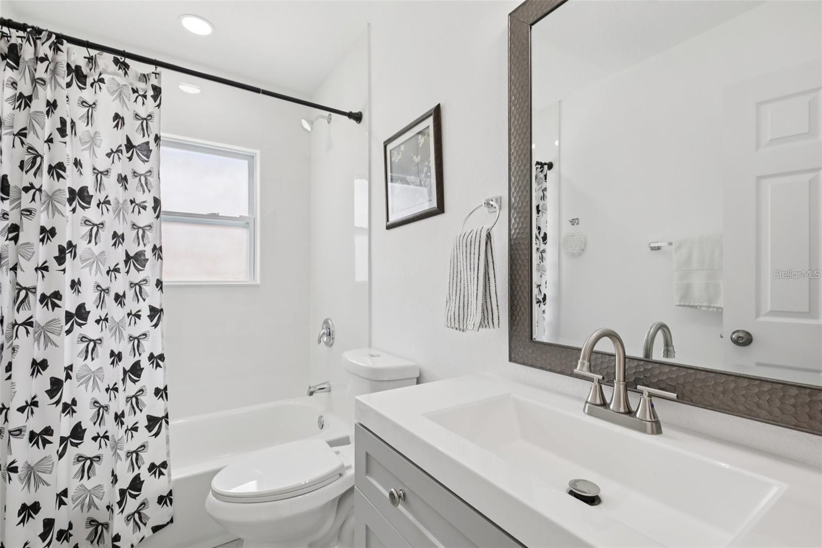 Image 21 of 26 For 3530 Goodrich Avenue