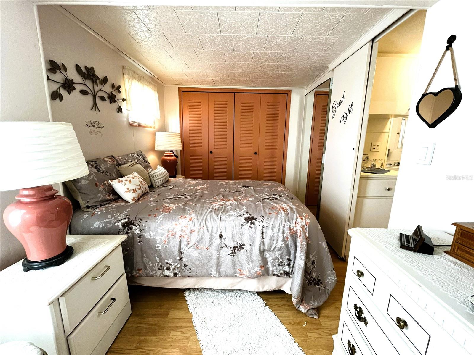 Image 11 of 38 For 1807 Iowa Avenue