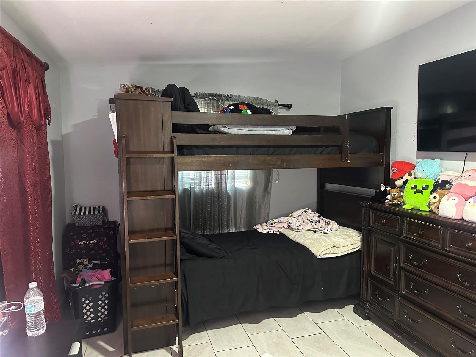 Image 10 of 12 For 1525 7th Avenue Drive E