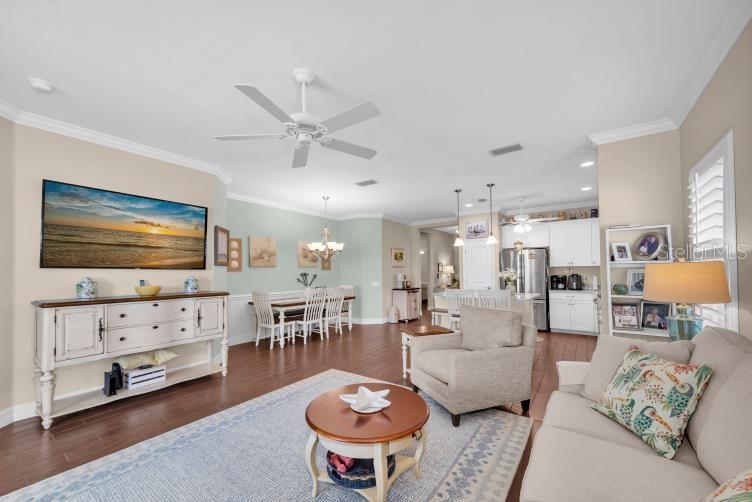 Image 10 of 43 For 1503 Calle Grand Street