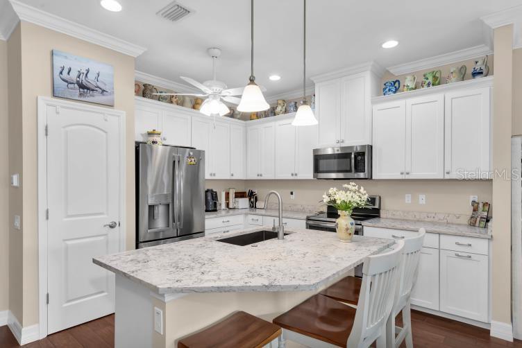 Image 14 of 43 For 1503 Calle Grand Street