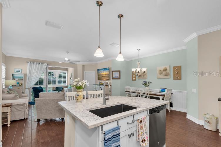 Image 15 of 43 For 1503 Calle Grand Street