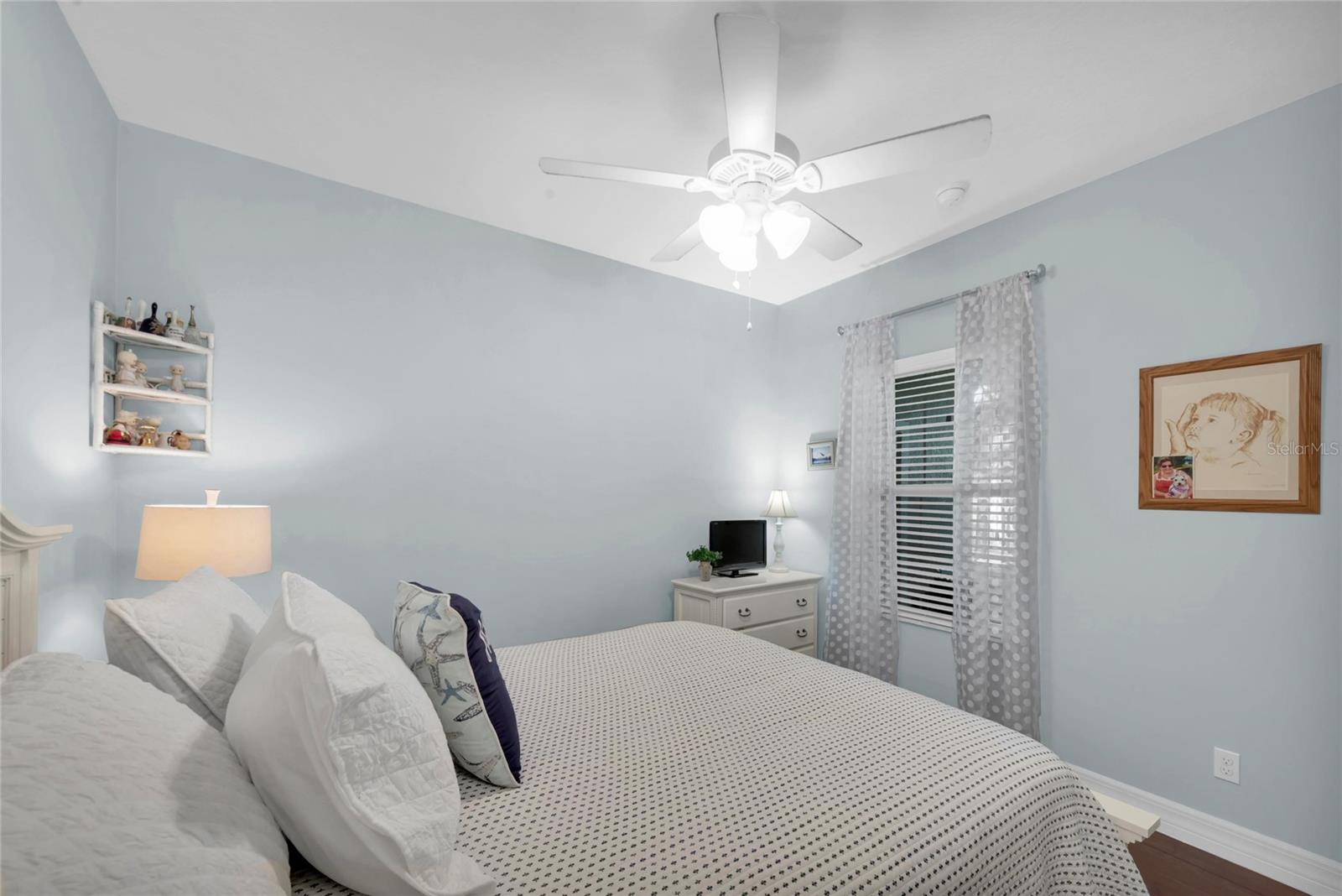 Image 28 of 43 For 1503 Calle Grand Street