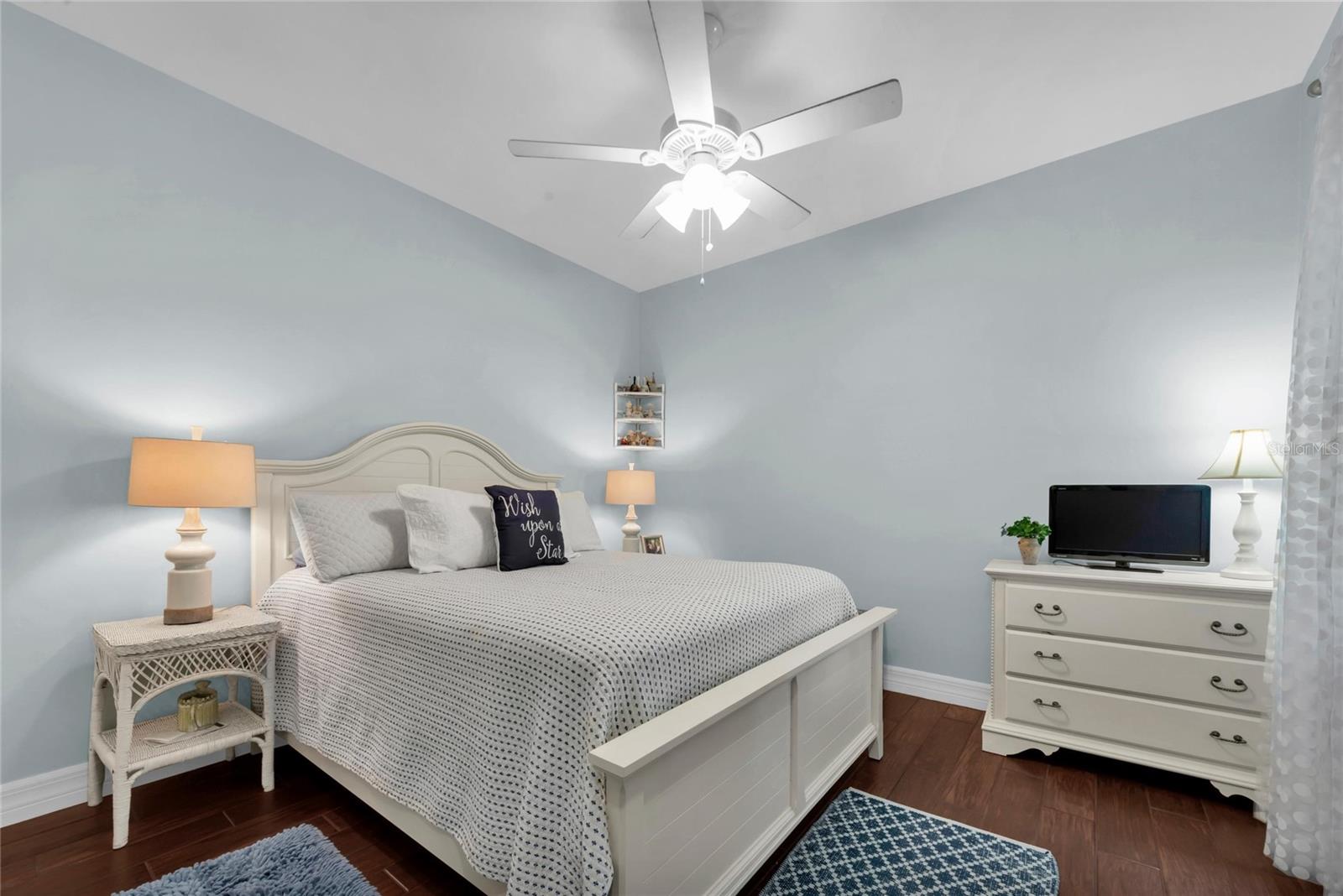 Image 29 of 43 For 1503 Calle Grand Street