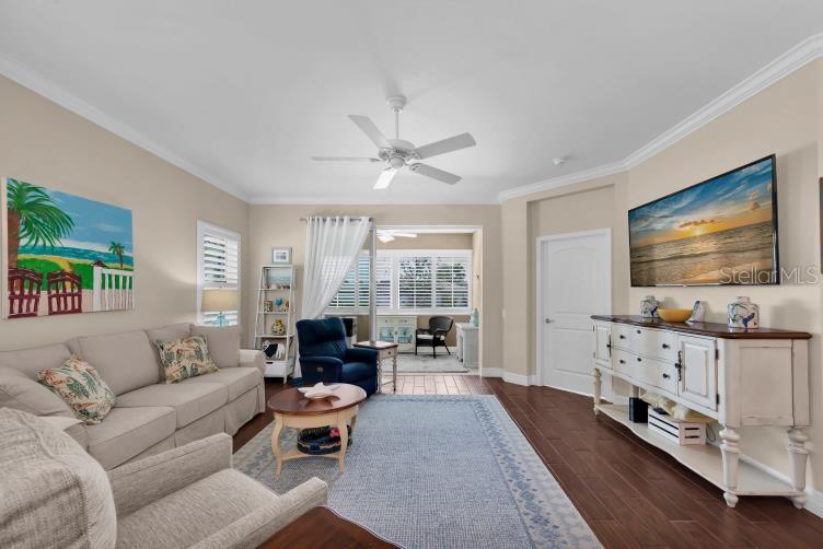 Image 9 of 43 For 1503 Calle Grand Street