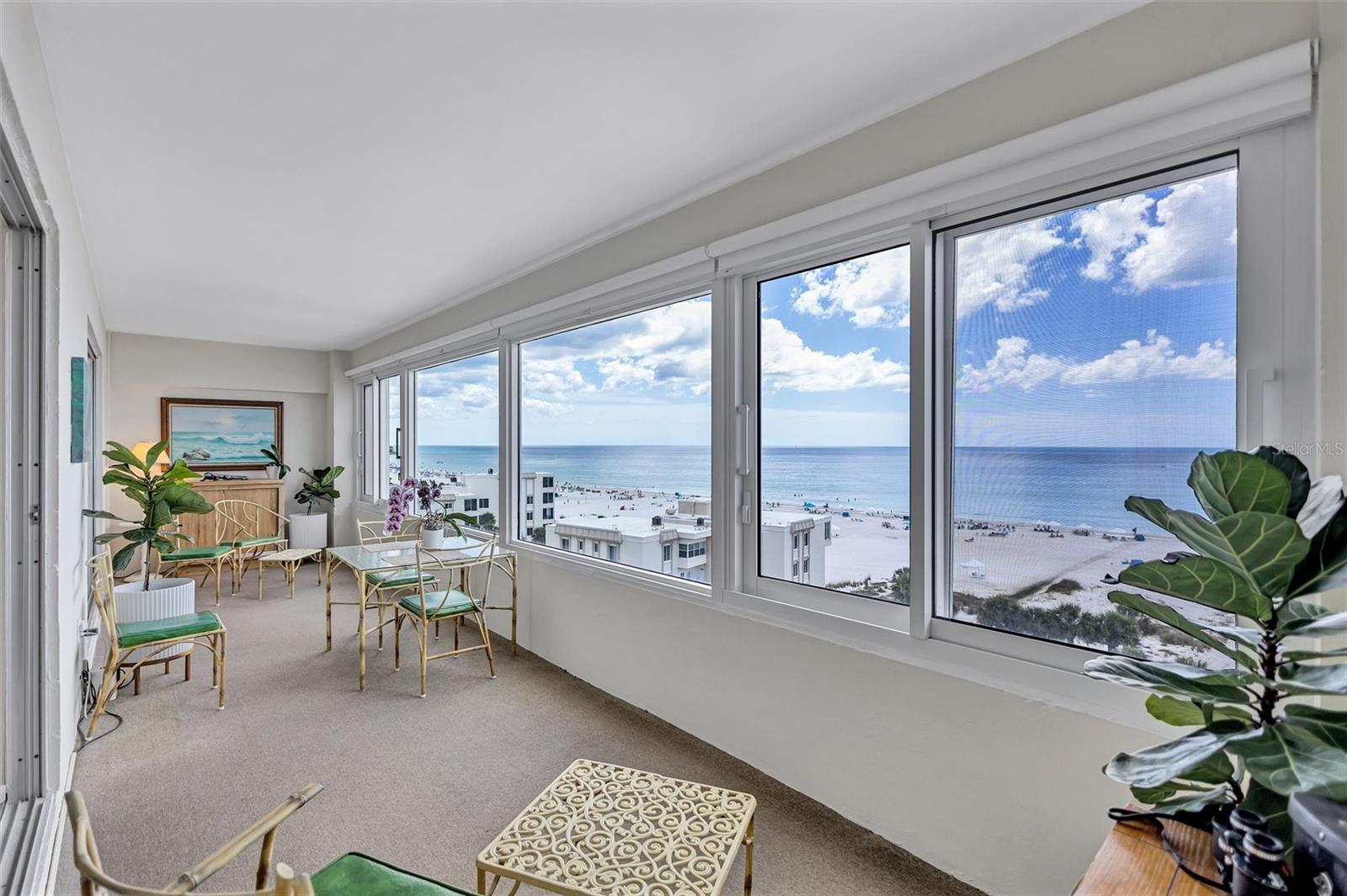 Image 11 of 58 For 6140 Midnight Pass Road 603