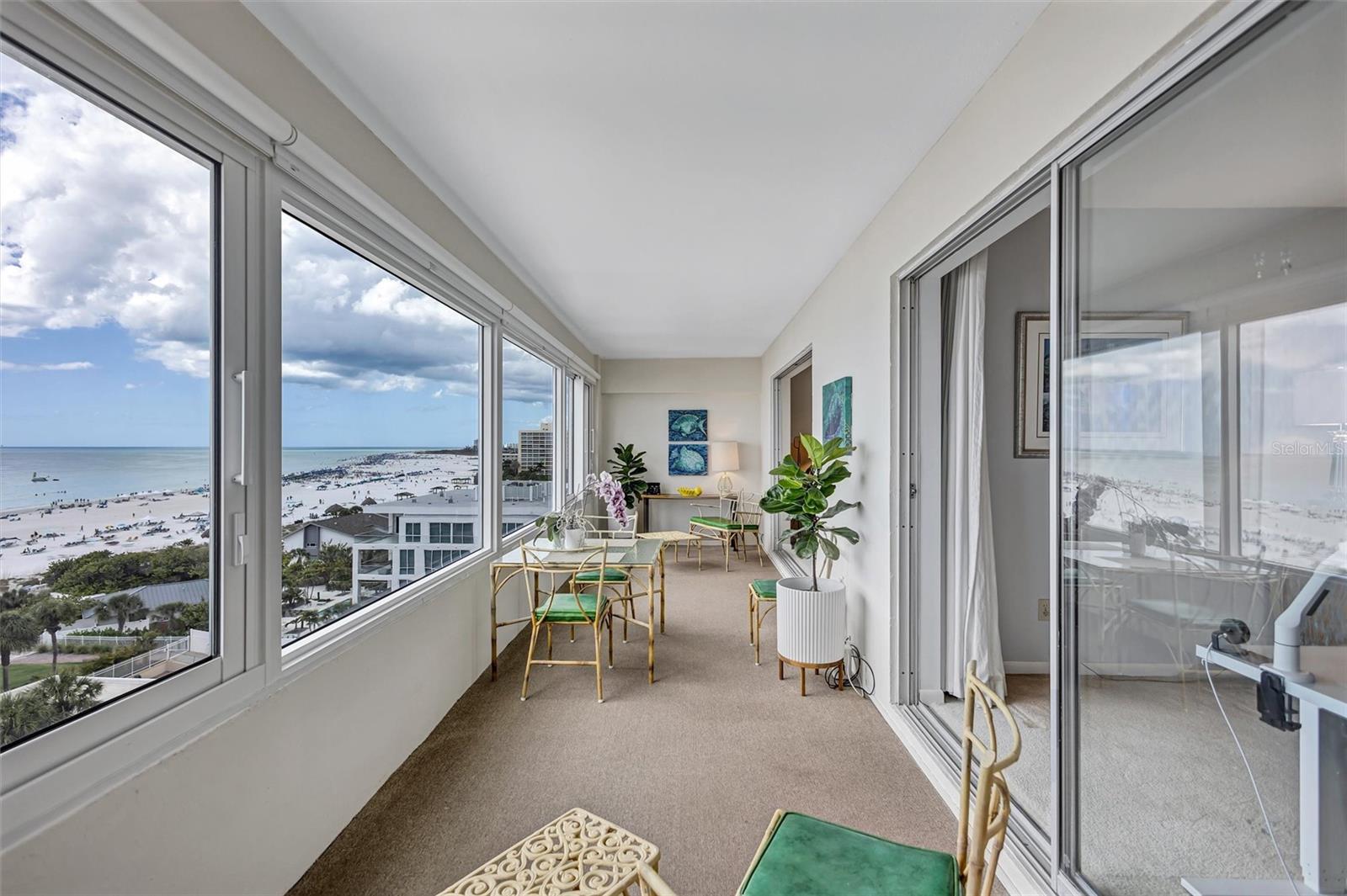 Image 16 of 58 For 6140 Midnight Pass Road 603