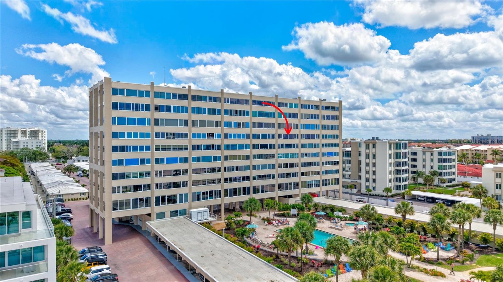 Image 36 of 58 For 6140 Midnight Pass Road 603