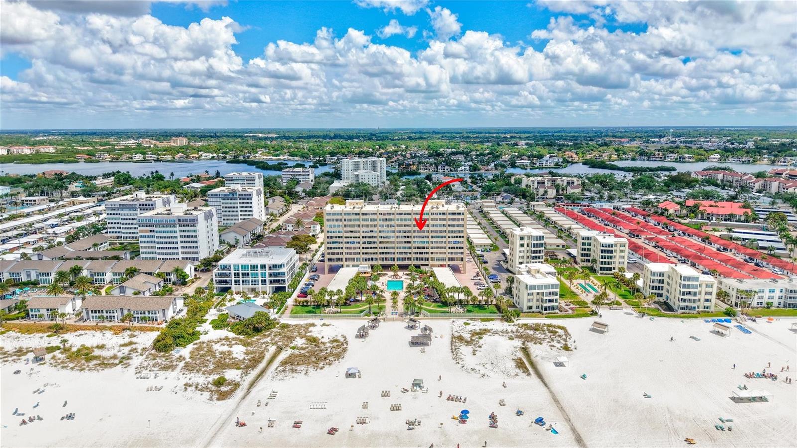 Image 40 of 58 For 6140 Midnight Pass Road 603