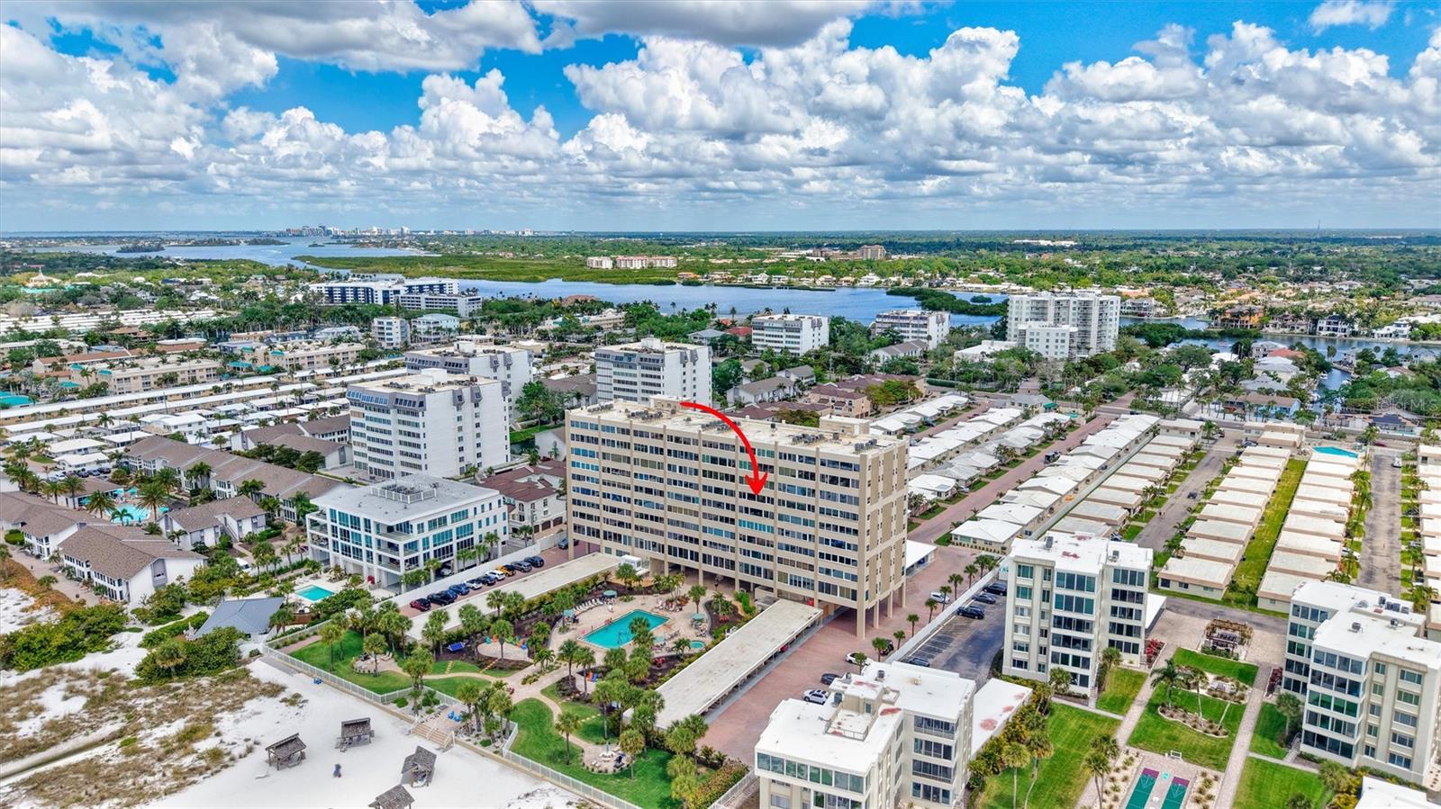 Image 42 of 58 For 6140 Midnight Pass Road 603