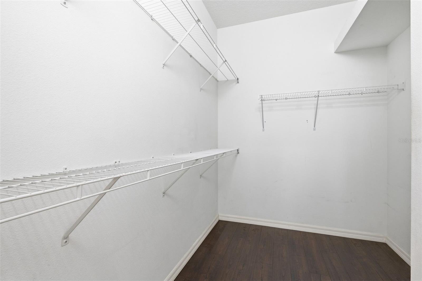 Image 31 of 66 For 14330 Tree Swallow Way