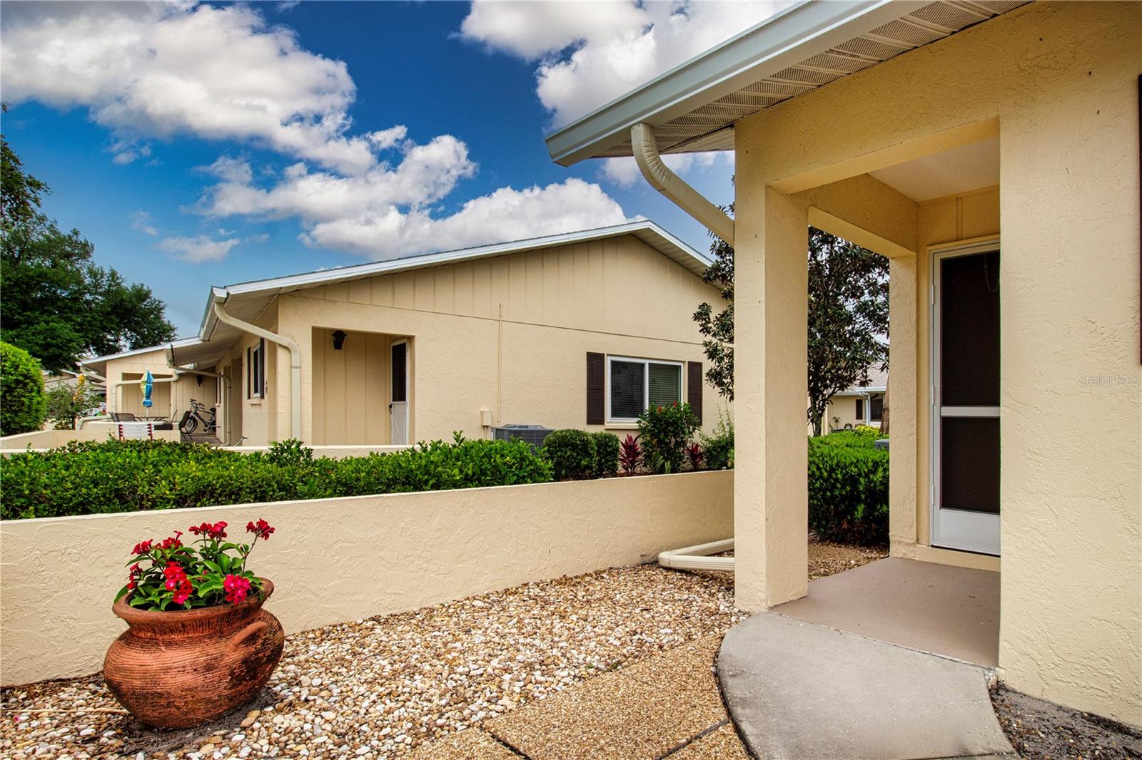 Image 19 of 94 For 390 301 Boulevard W 12d