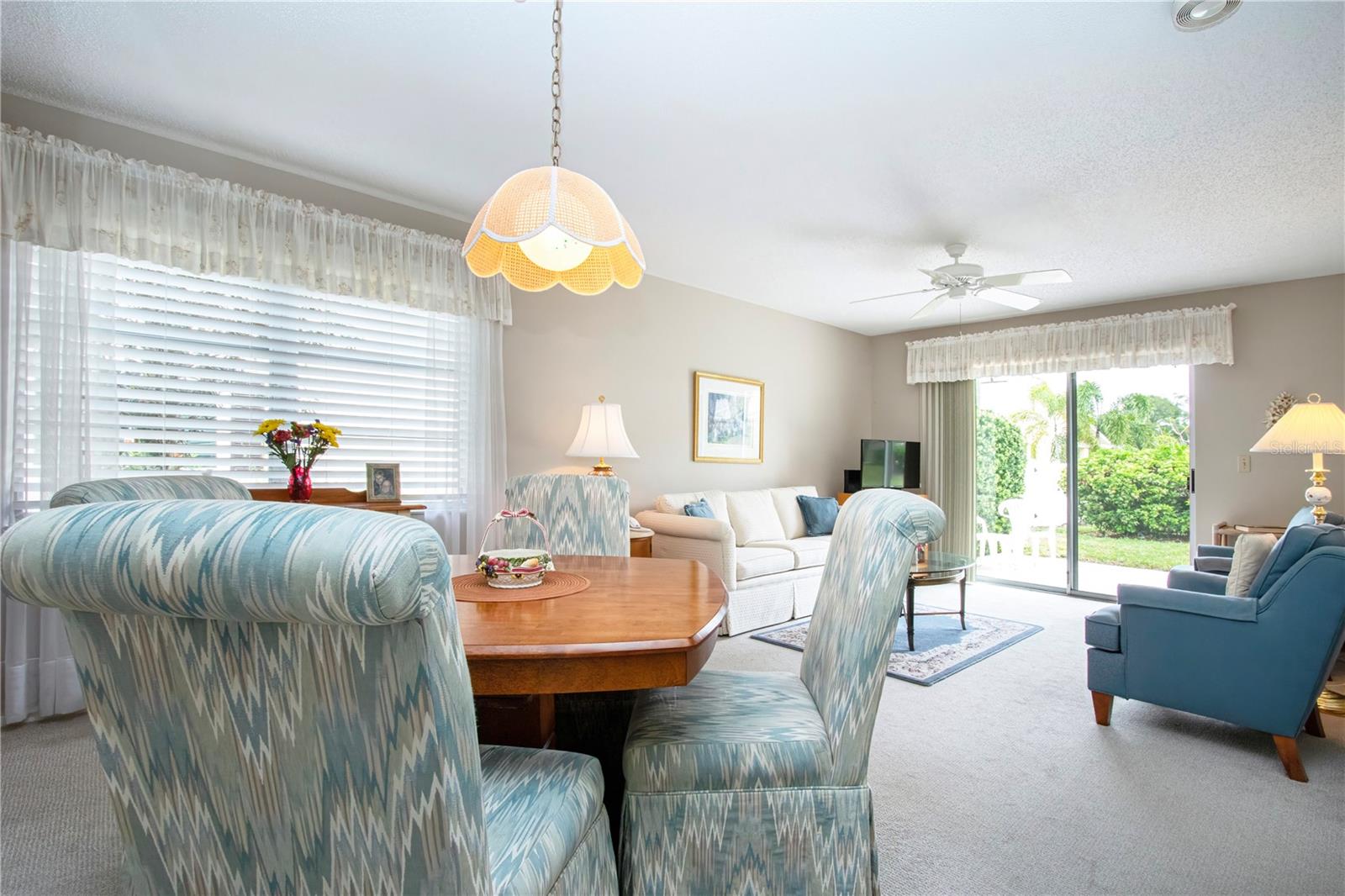 Image 33 of 94 For 390 301 Boulevard W 12d