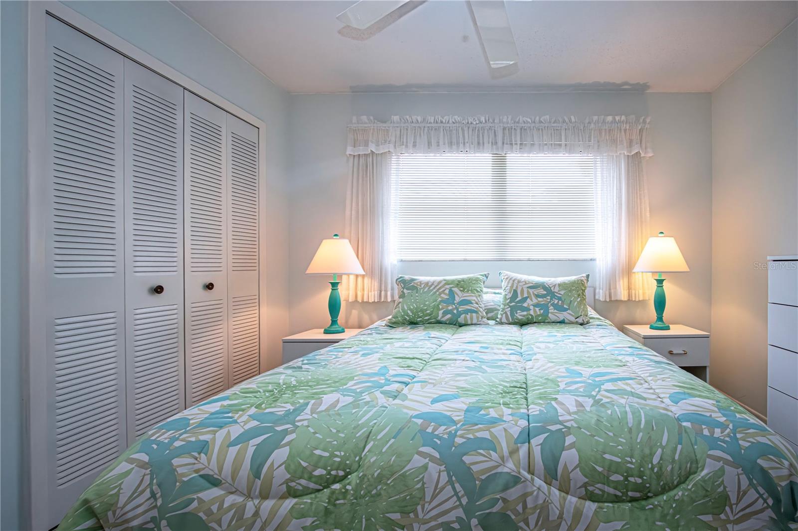 Image 55 of 94 For 390 301 Boulevard W 12d