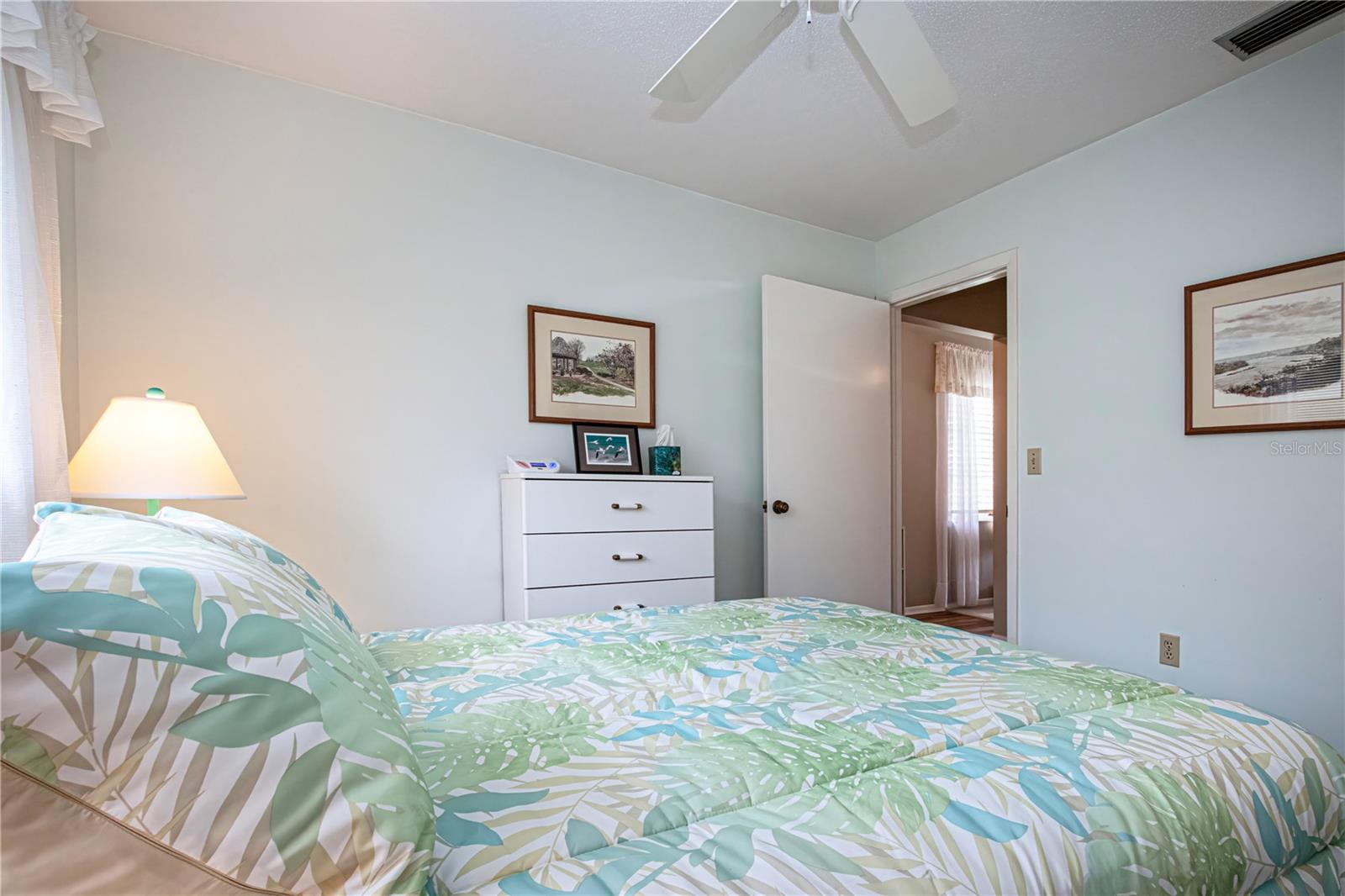 Image 56 of 94 For 390 301 Boulevard W 12d