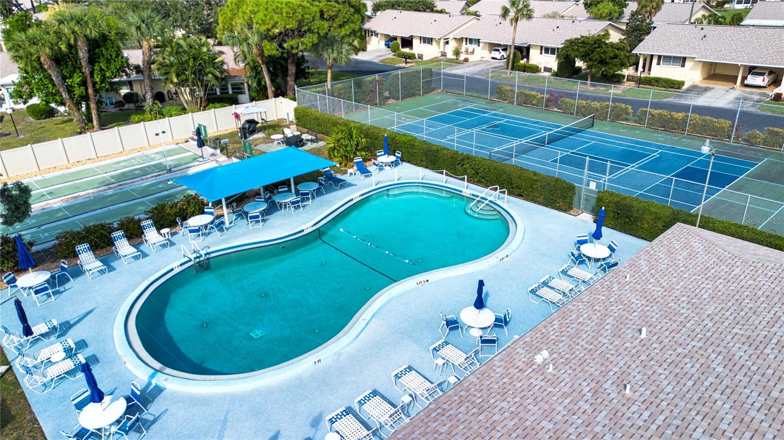 Image 77 of 94 For 390 301 Boulevard W 12d