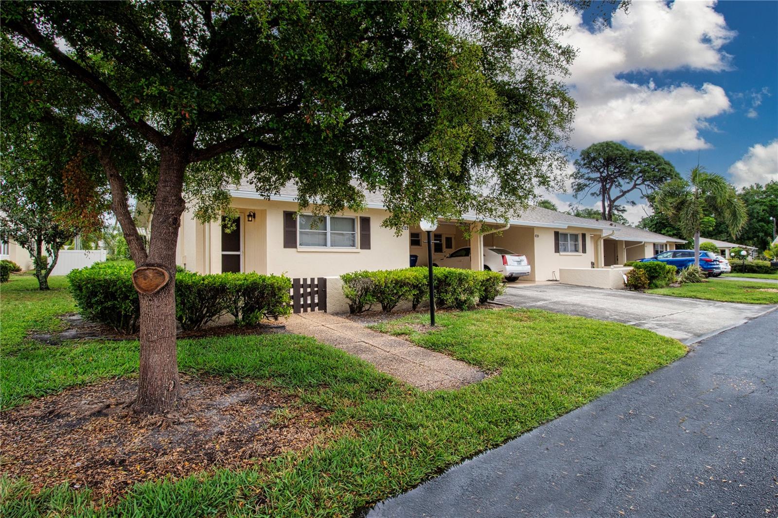 Image 8 of 94 For 390 301 Boulevard W 12d