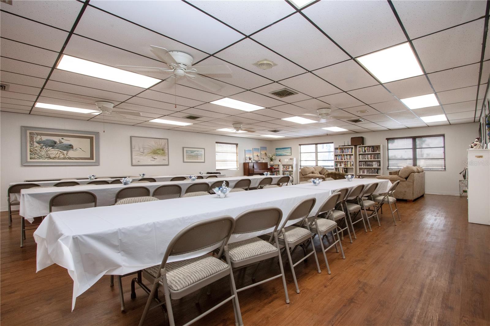 Image 87 of 94 For 390 301 Boulevard W 12d