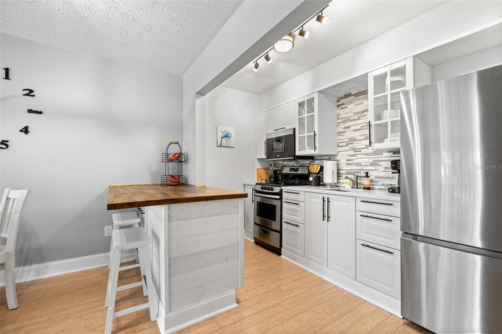 Image 6 of 21 For 3443 Clark Road 242