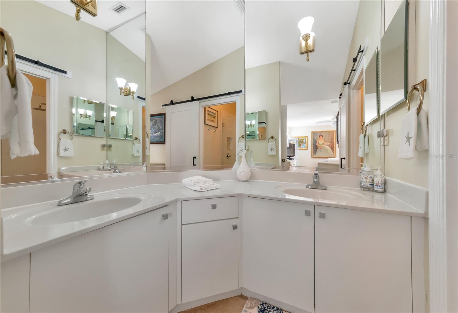 Image 11 of 43 For 504 Woodstork Circle