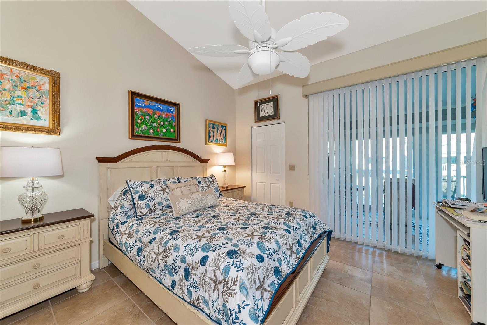 Image 16 of 43 For 504 Woodstork Circle