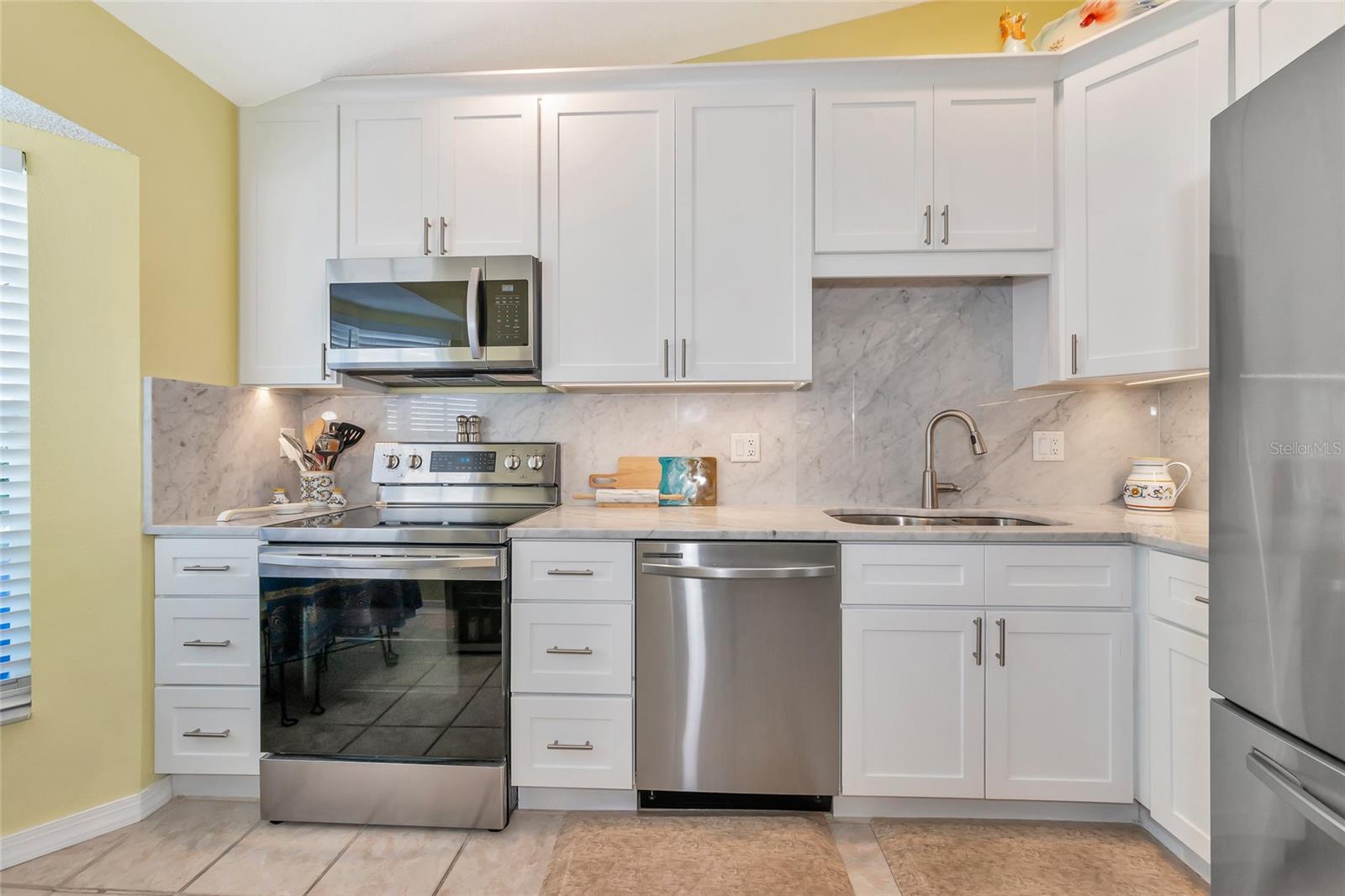 Image 6 of 43 For 504 Woodstork Circle