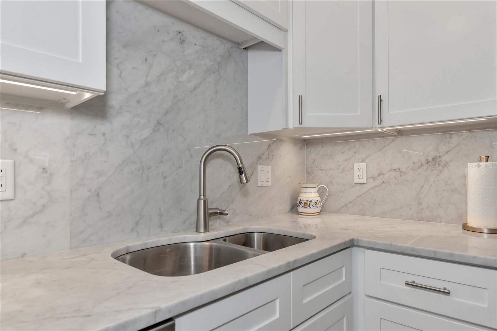 Image 7 of 43 For 504 Woodstork Circle