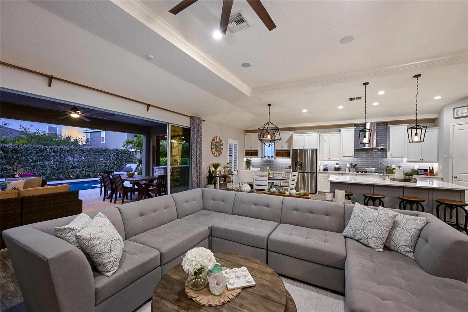 Image 14 of 74 For 6117 Shadowlake Drive