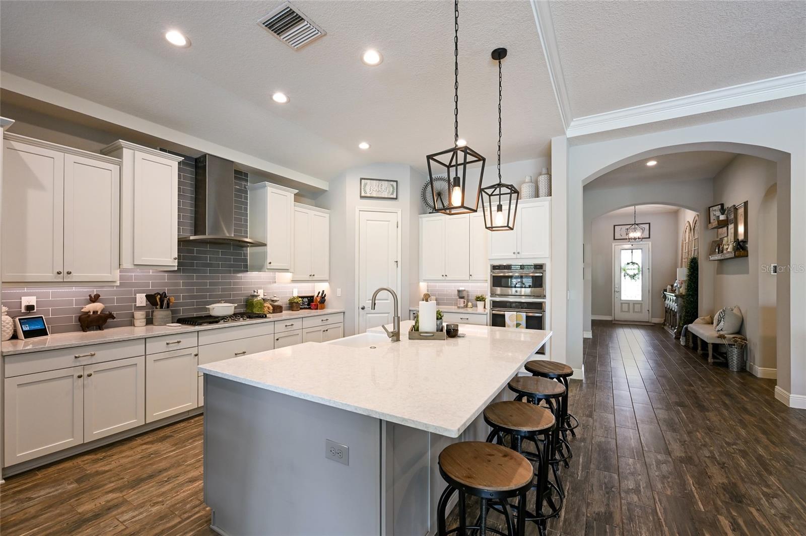 Image 20 of 74 For 6117 Shadowlake Drive