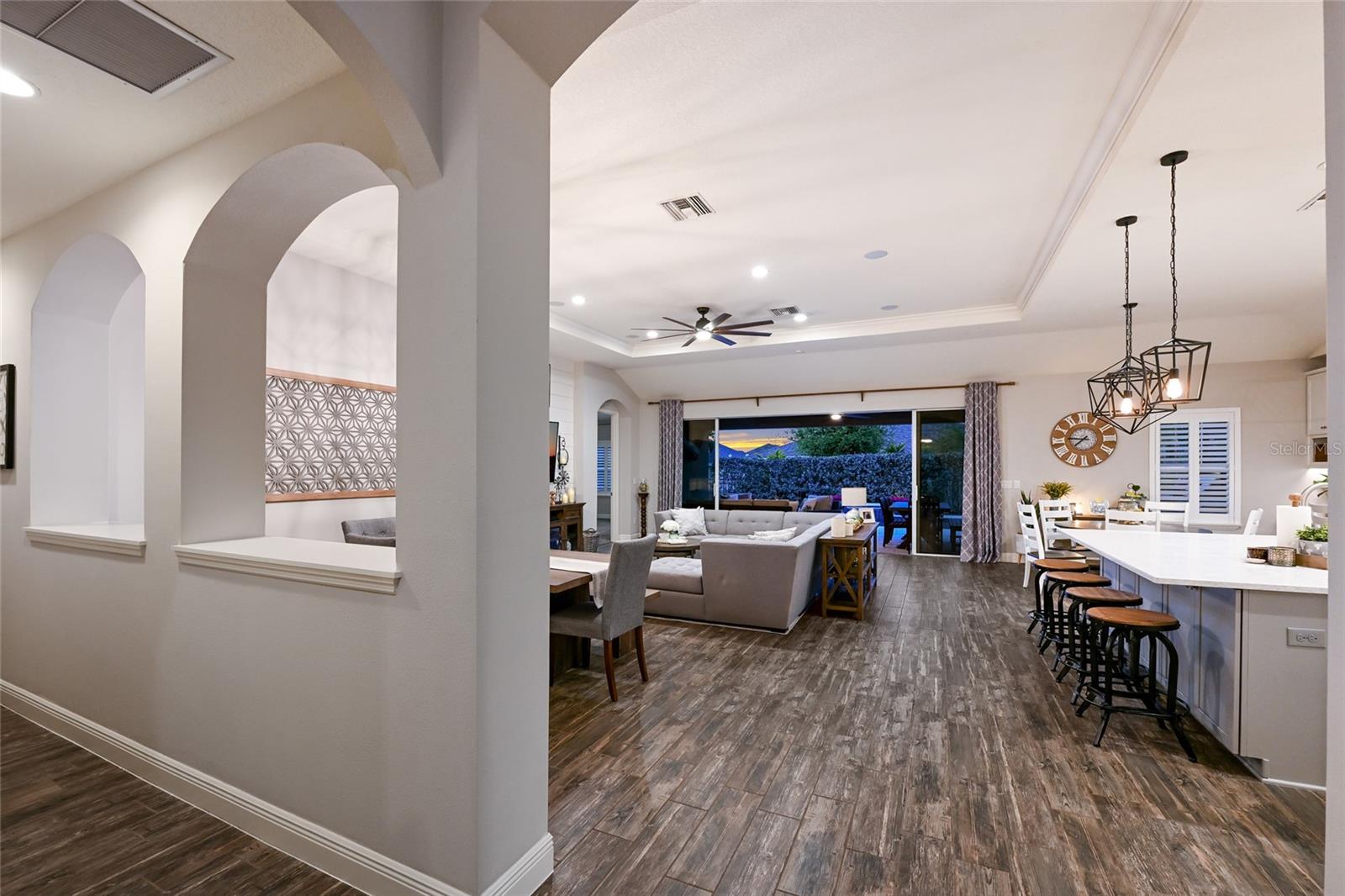 Image 7 of 74 For 6117 Shadowlake Drive