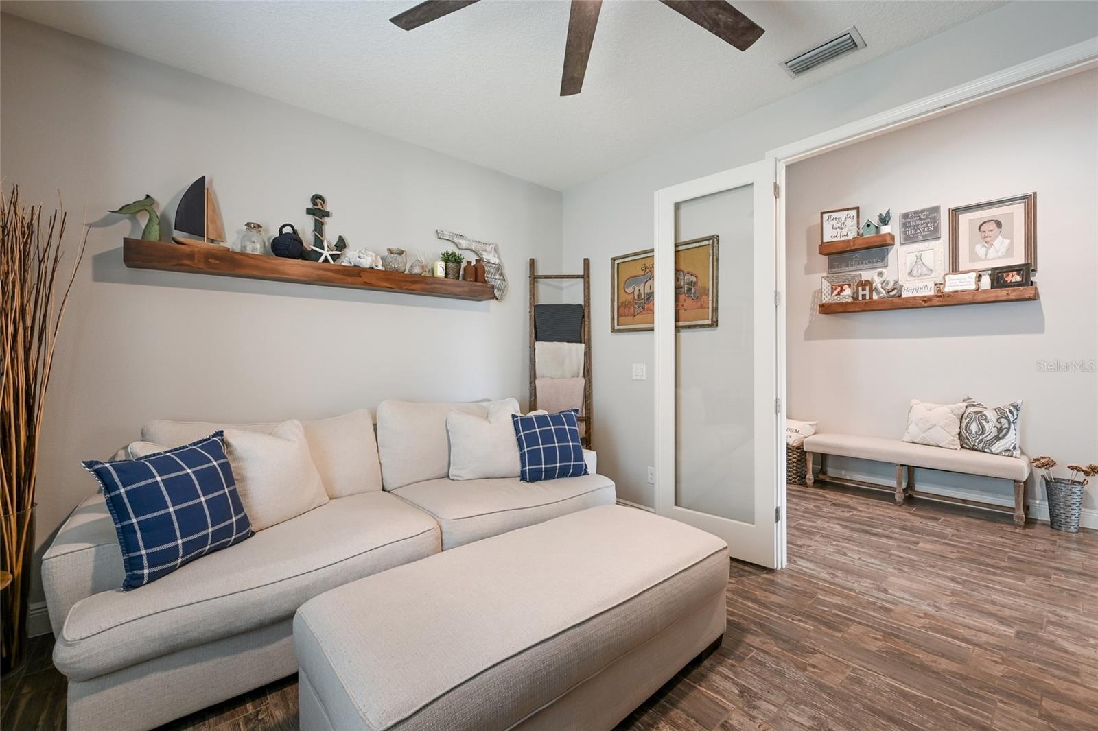 Image 9 of 74 For 6117 Shadowlake Drive