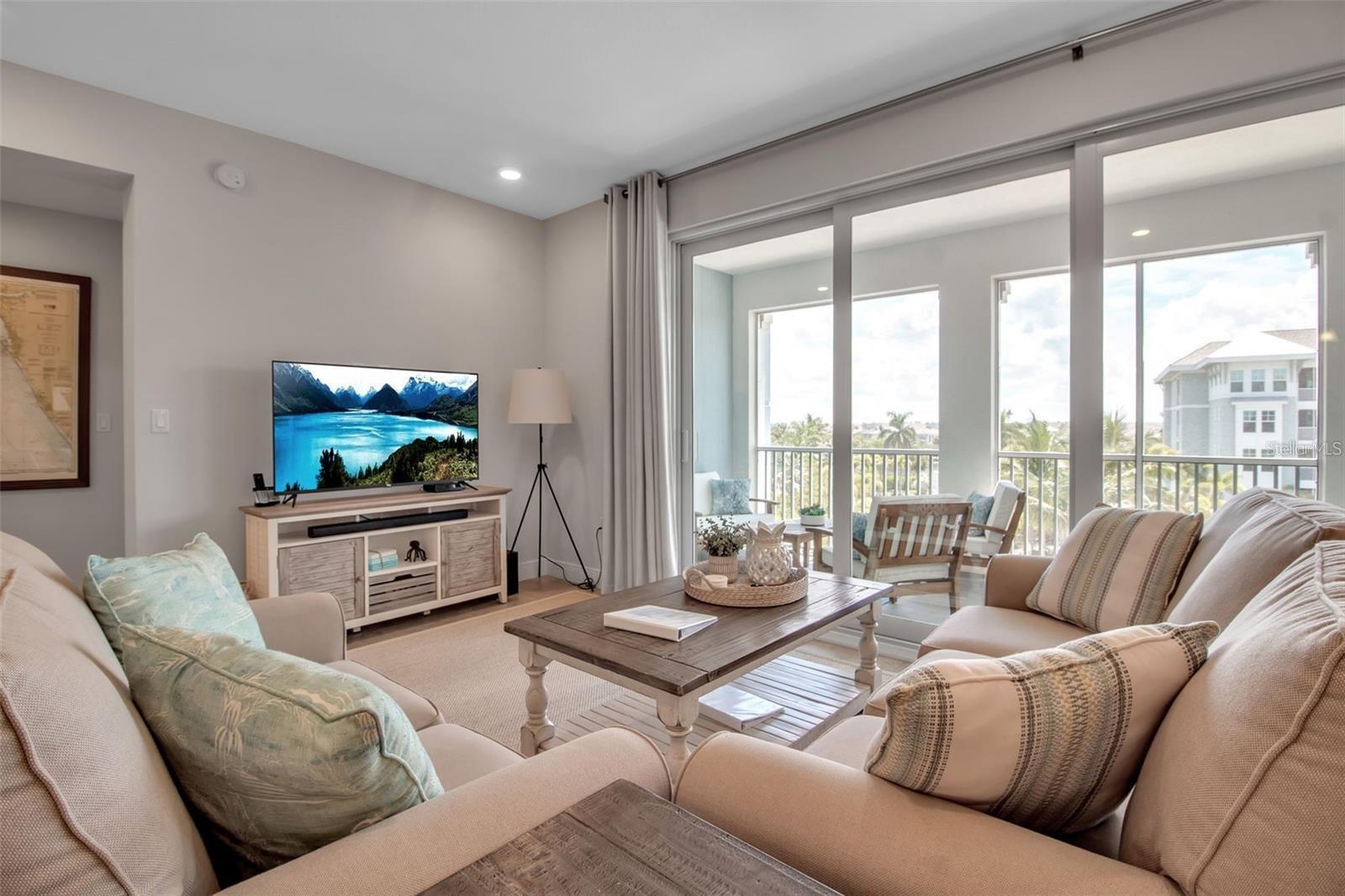 Image 26 of 66 For 376 Aruba Circle 301