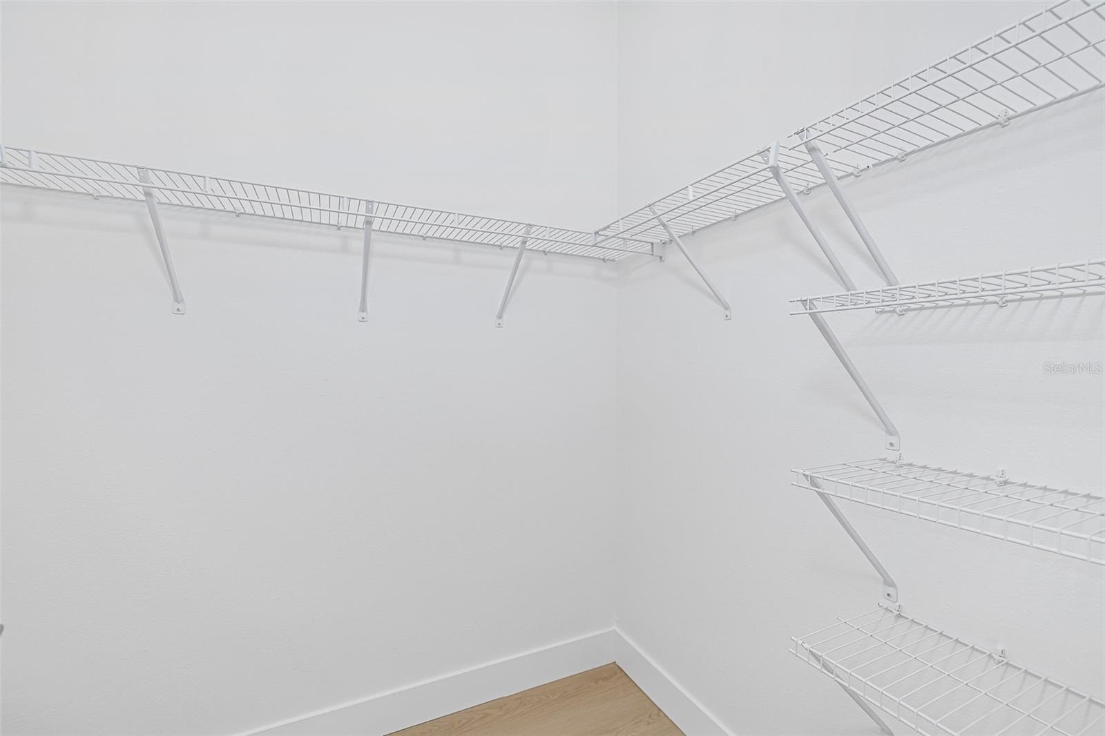 Image 20 of 41 For 41 Mark Twain Lane