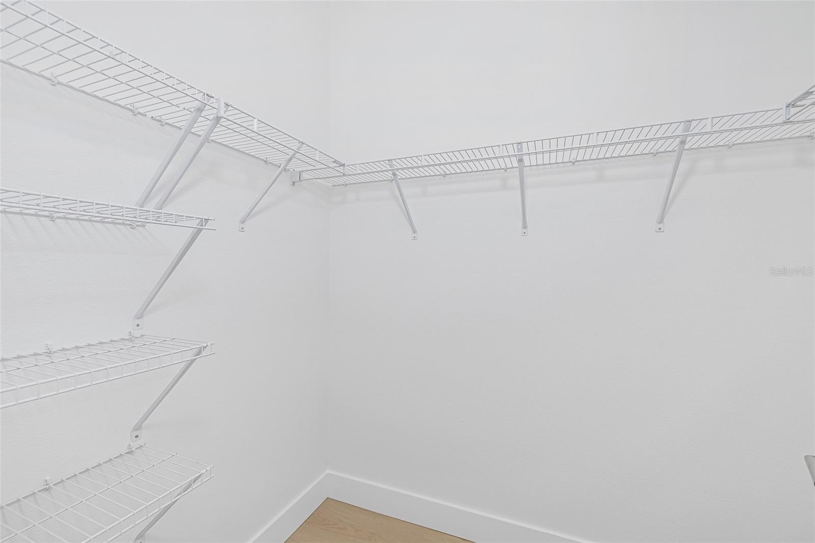 Image 21 of 41 For 41 Mark Twain Lane