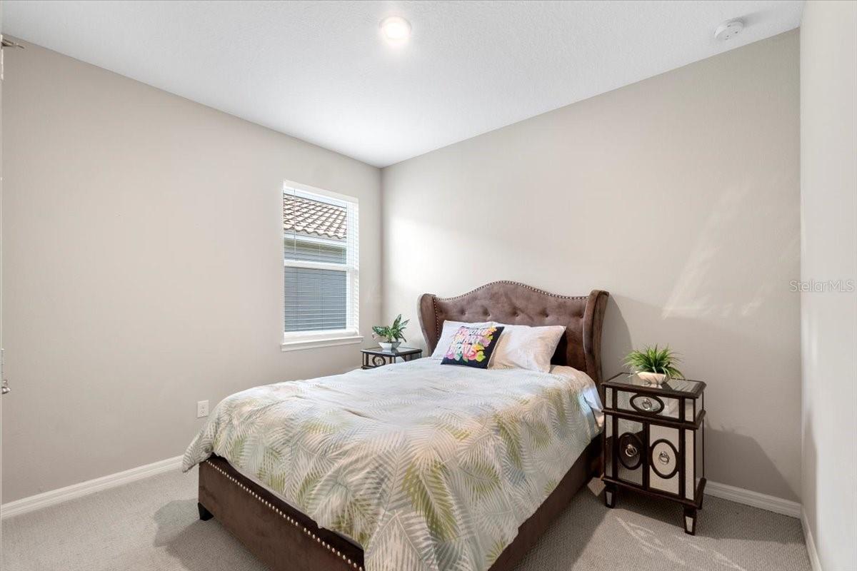 Image 10 of 36 For 188 Daylily Boulevard