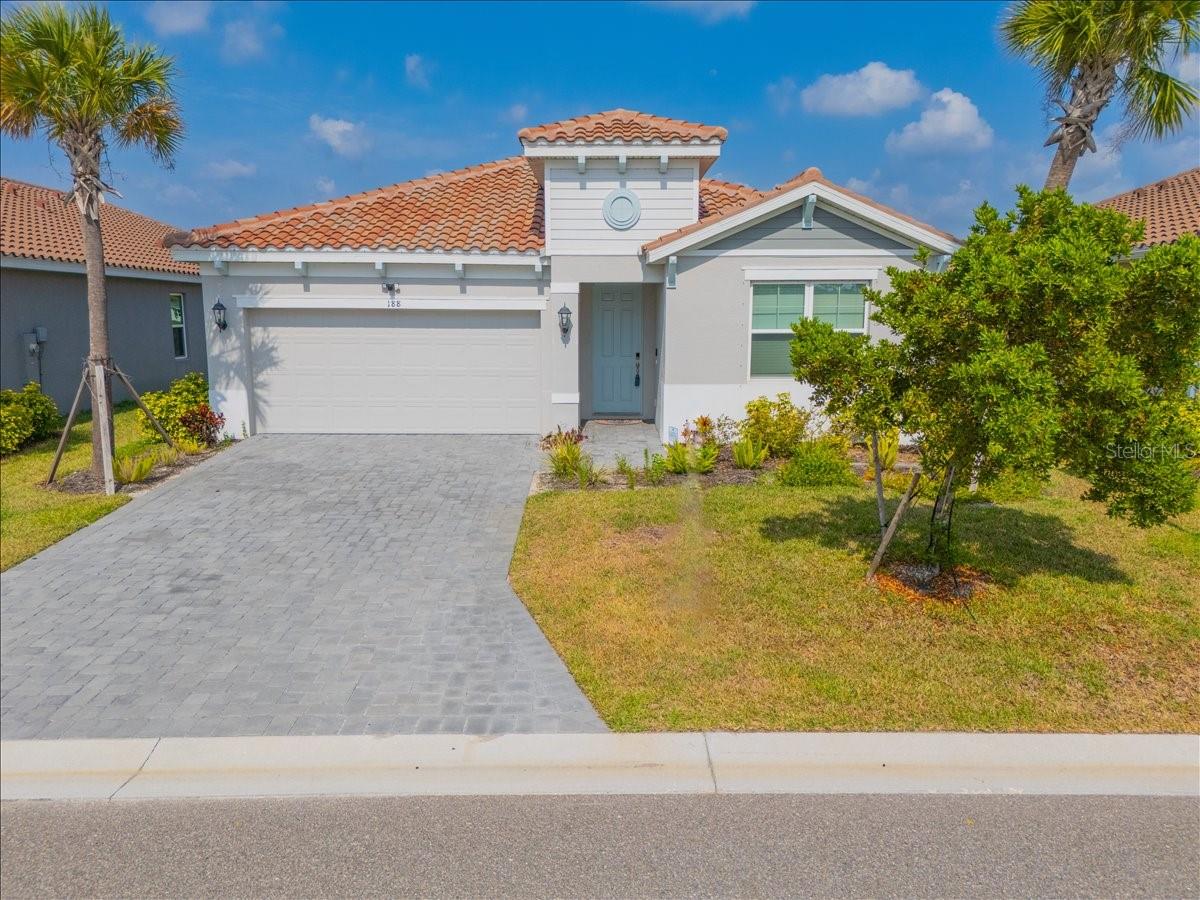 Image 26 of 36 For 188 Daylily Boulevard