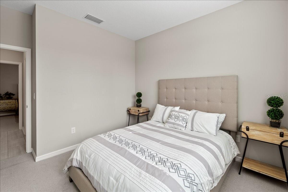 Image 29 of 36 For 188 Daylily Boulevard