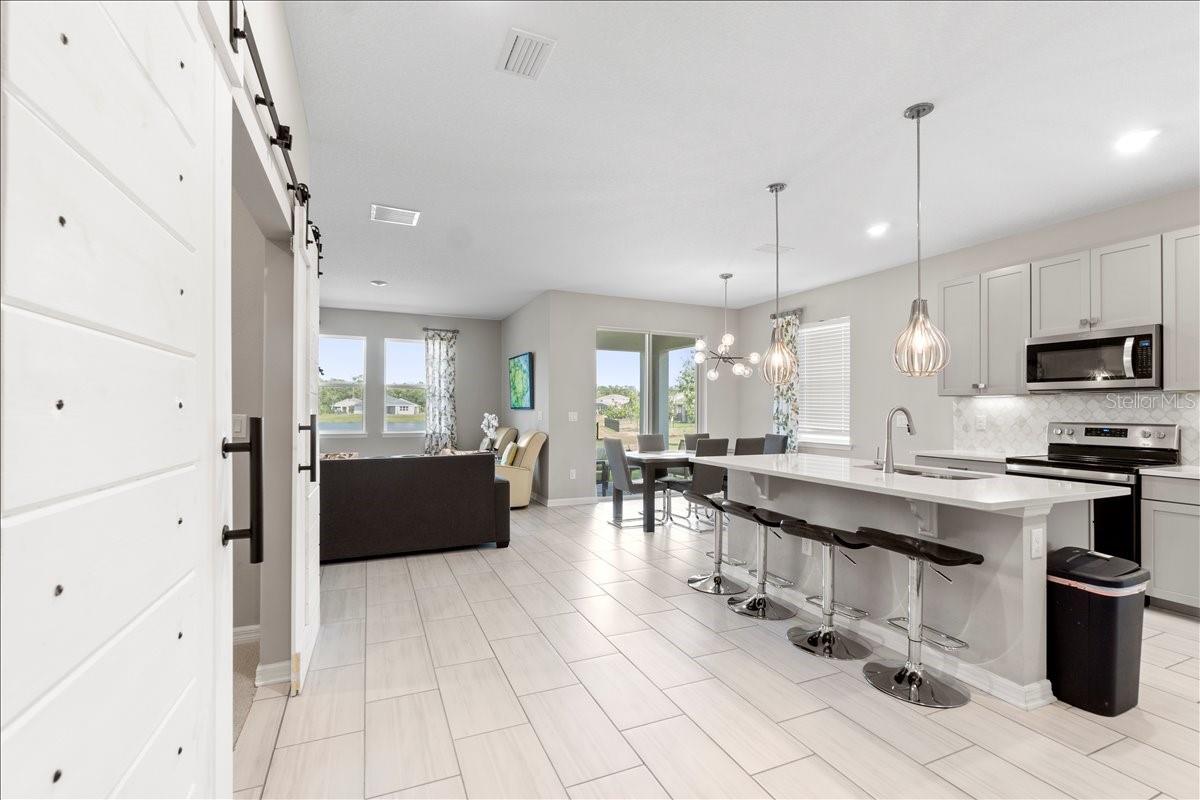 Image 3 of 36 For 188 Daylily Boulevard