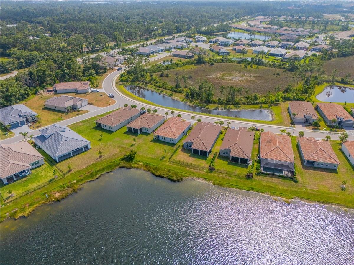 Image 34 of 36 For 188 Daylily Boulevard