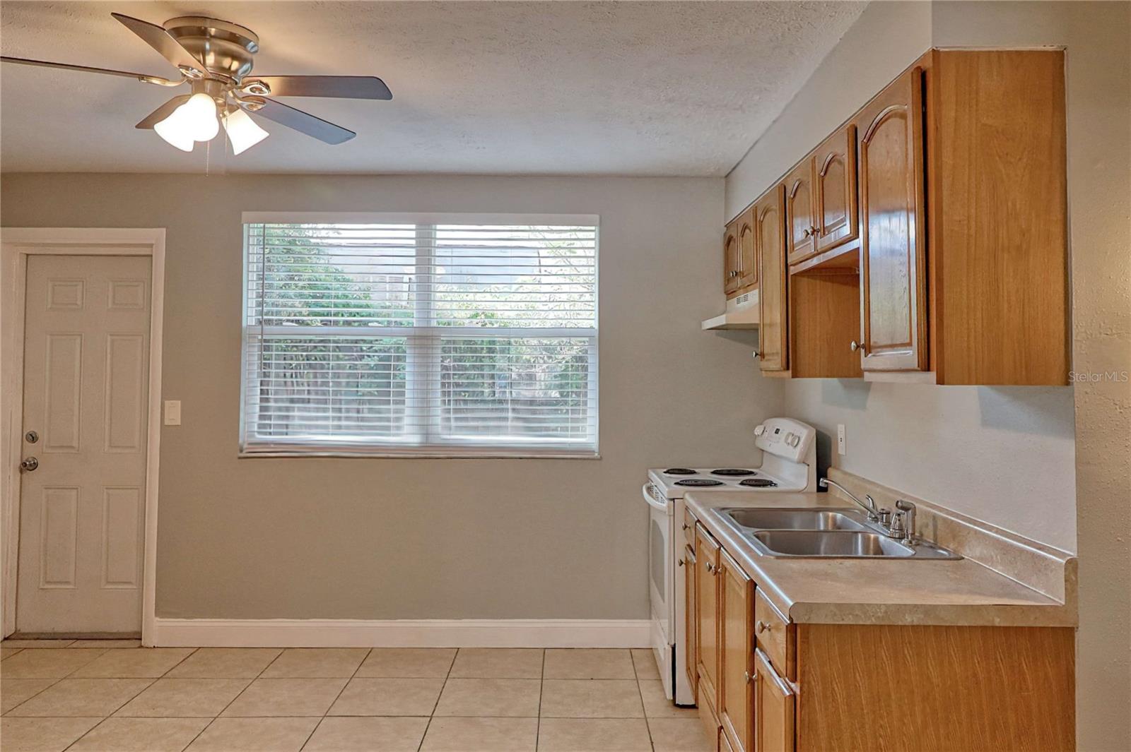 Image 7 of 33 For 8226 Krag Drive