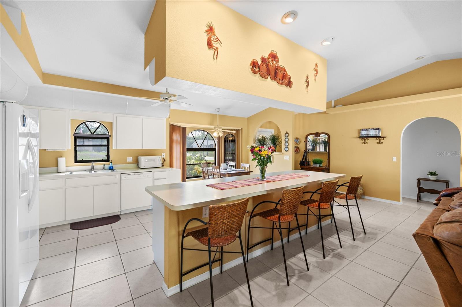 Listing photo id 13 for 4607 Atwater Drive