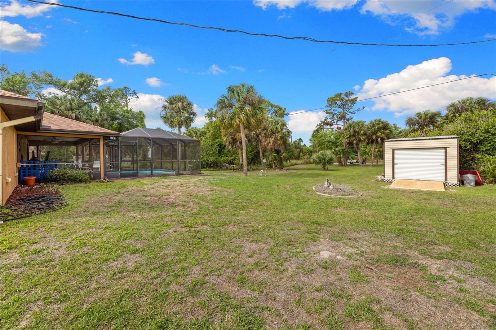 Listing photo id 29 for 4607 Atwater Drive