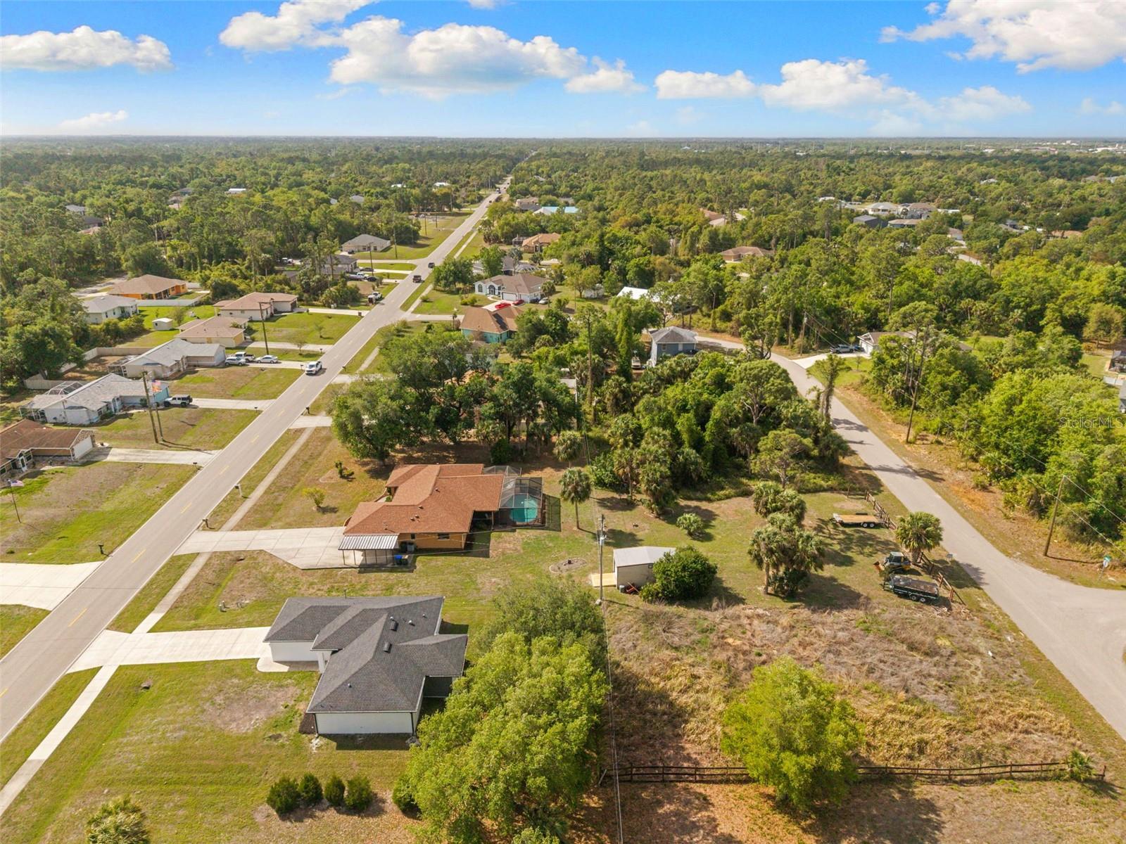 Listing photo id 36 for 4607 Atwater Drive