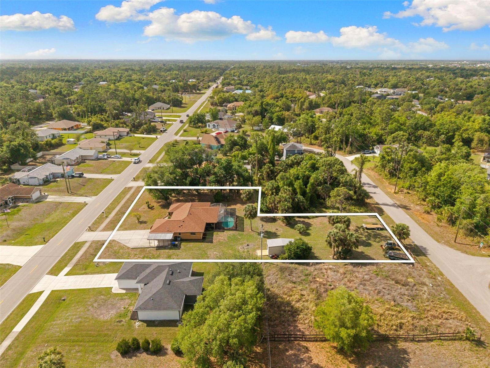 Listing photo id 37 for 4607 Atwater Drive